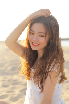 漂亮的女士护士内衣
